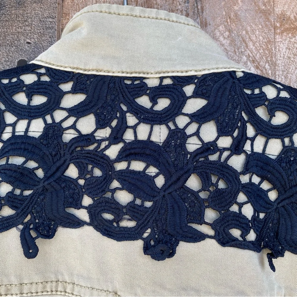 GAP Utility Field Lace Jacket